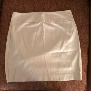 A beige forever 21 pencil skirt